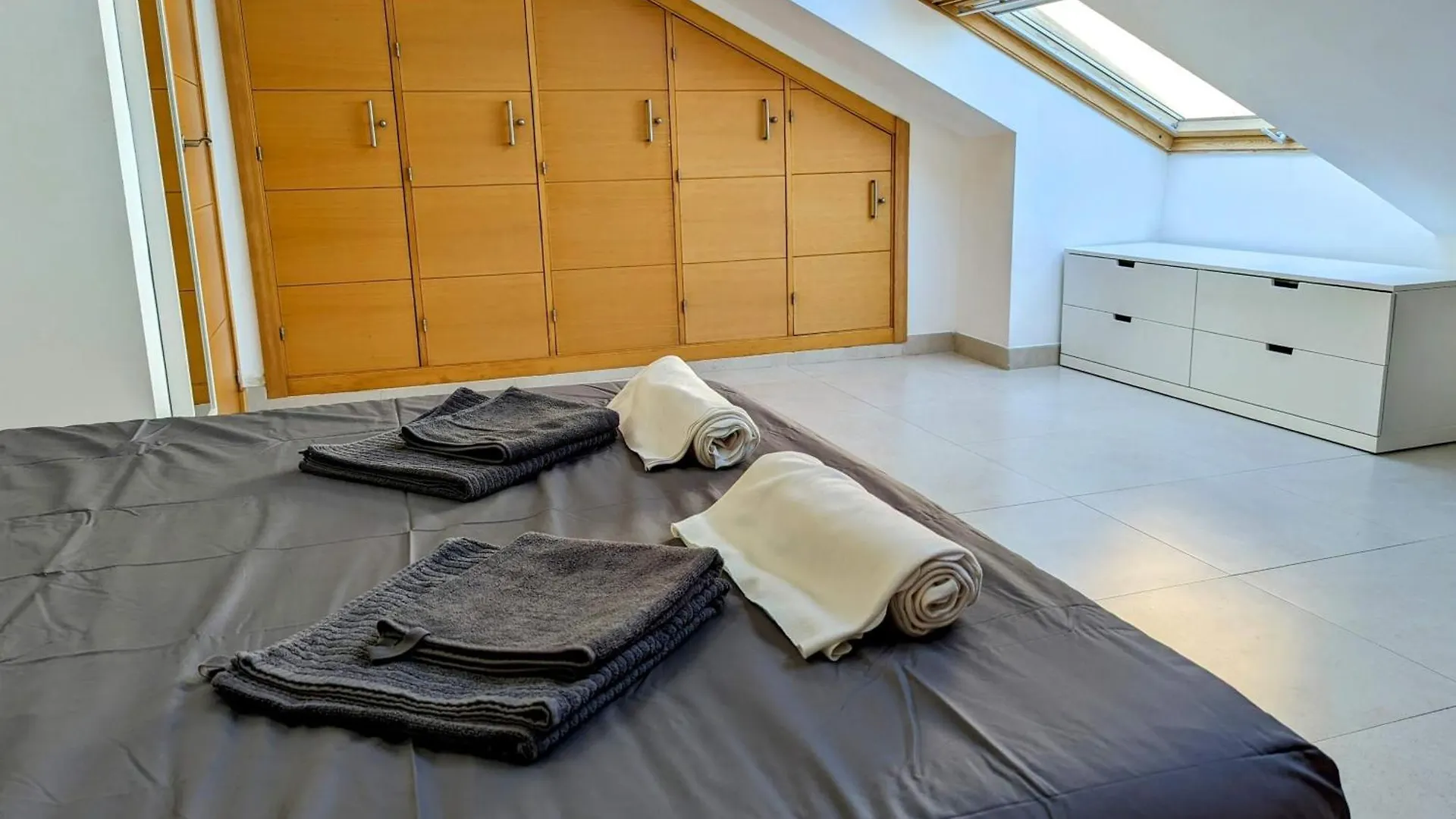 Modern Penthouse Apartment - 1 Min From The Beach Fuengirola 0*,